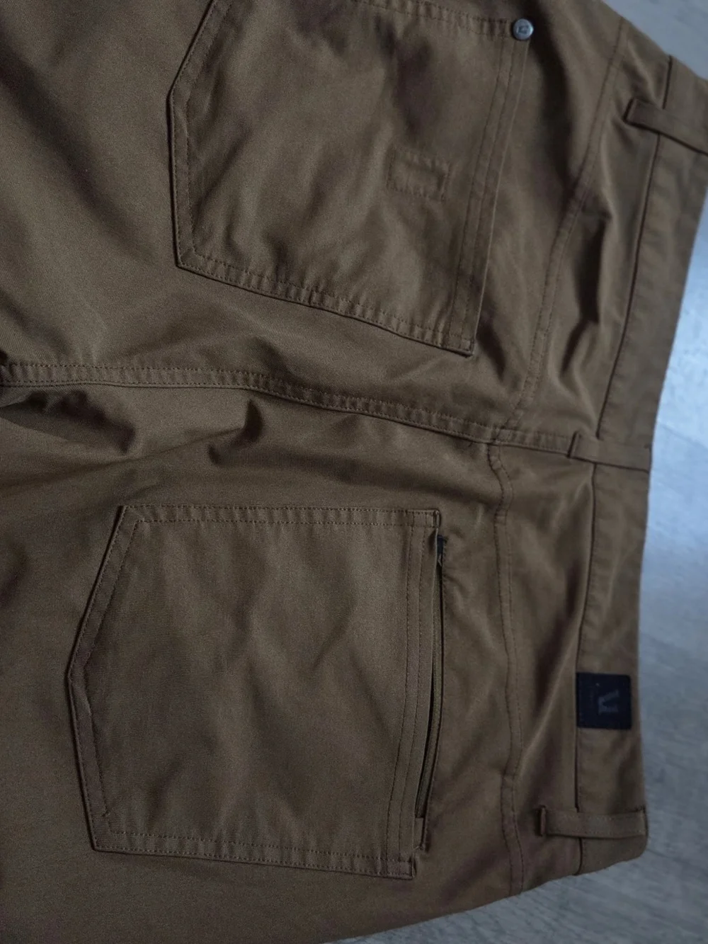 Vuori Men's Brown Stretch Chino Pants